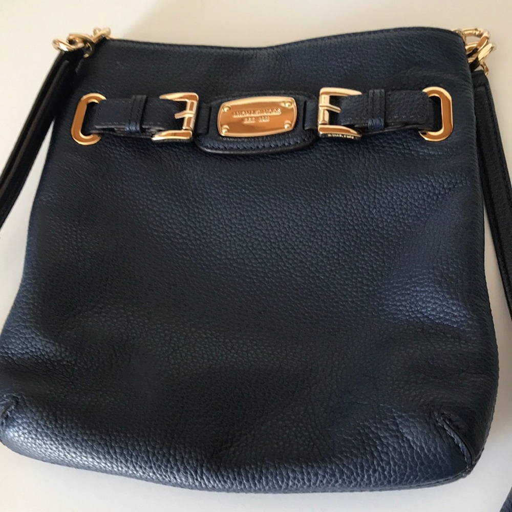 Auth Michael Kors Crossbody